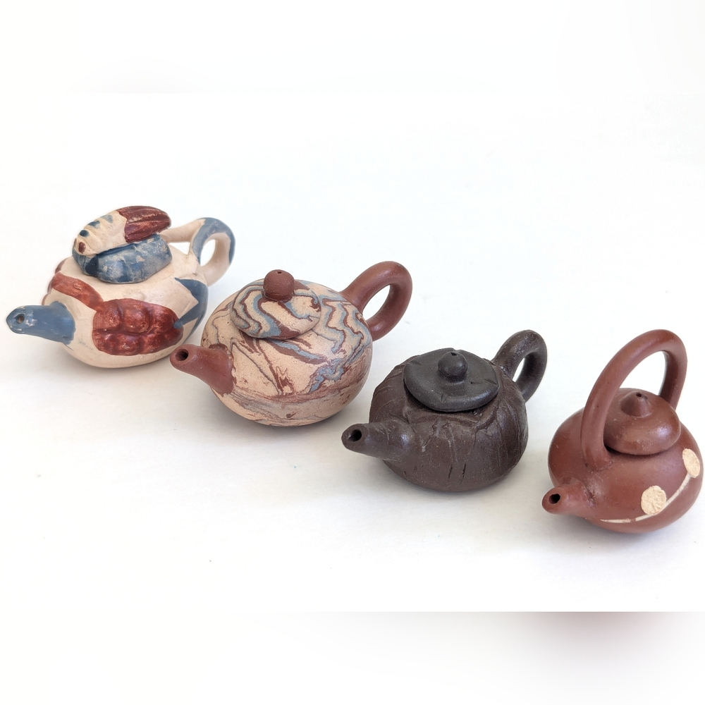 Lot 4 VTG Chinese Folk Art Mini Teapots Handmade Earthenware Clay Yixing Zisha